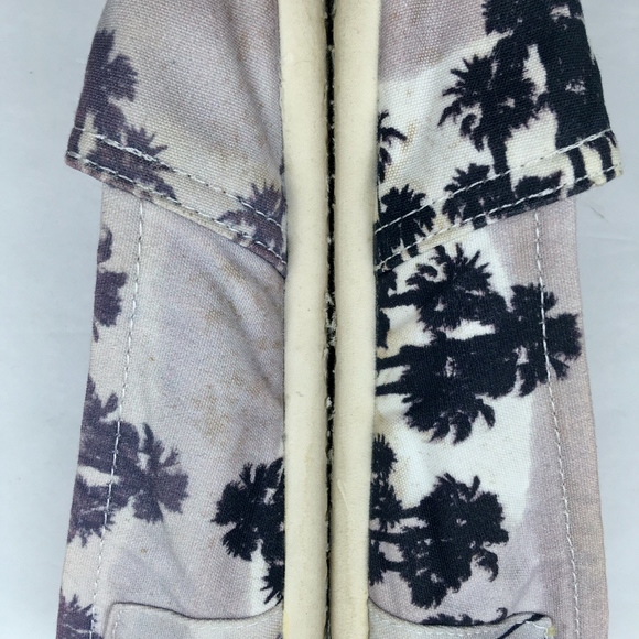 TOMS Palm Tree Gray Black Slip On Shoes Size 7 - Picture 3 of 8